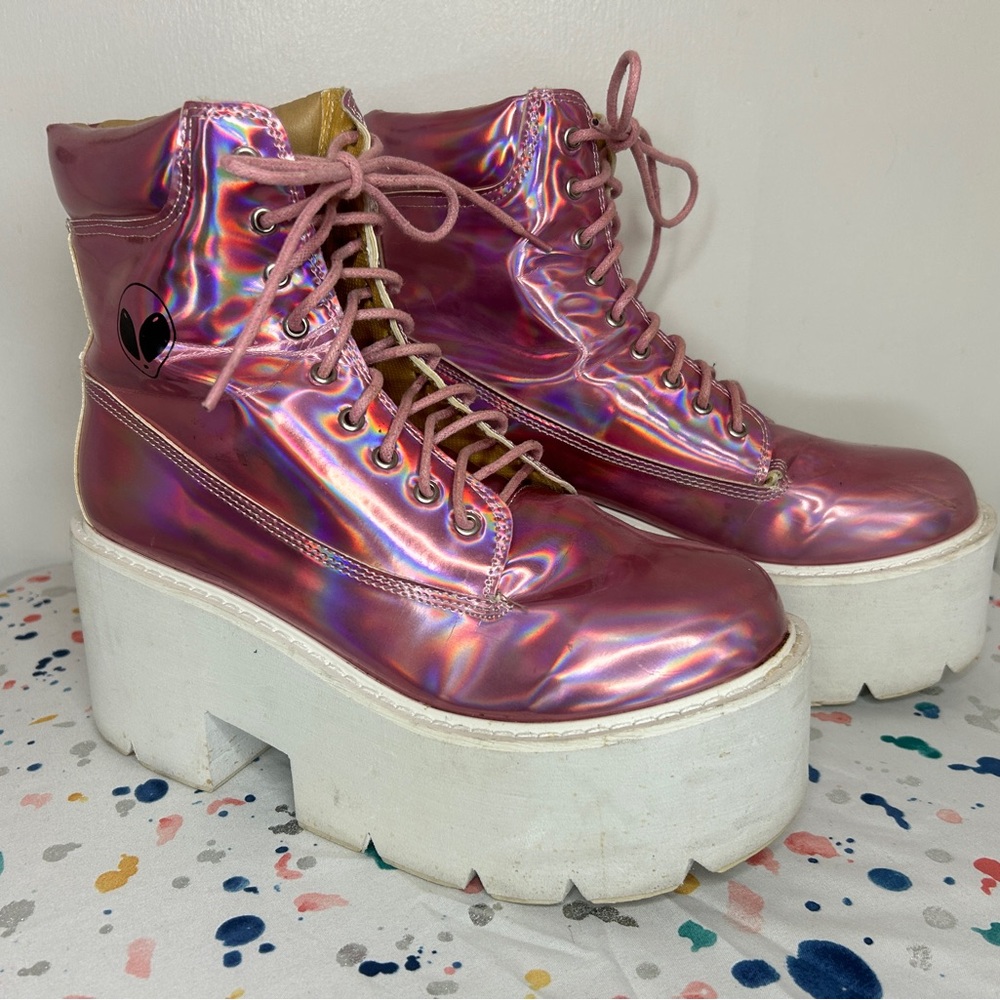 Kokopie Pink Alien Hologram Platform boots, rave, pastel goth, edm, festival
